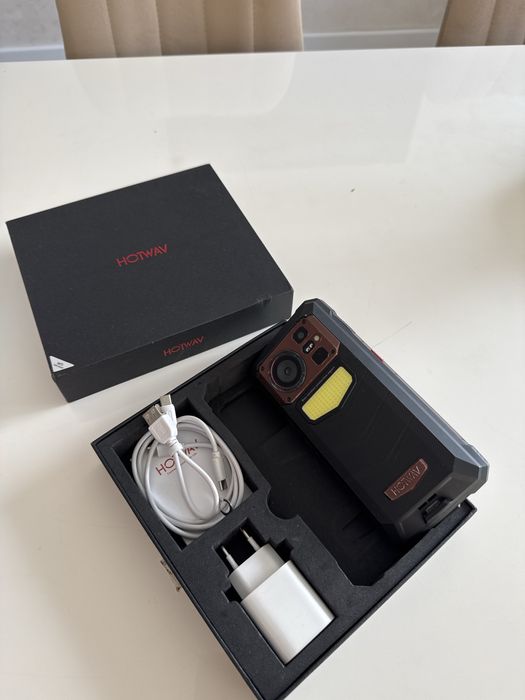 Продаю мощный и ударопрочный смартфон HOTWAV