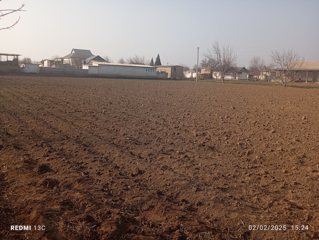 Oltinsoy tumani Jiyanbobo MFY 27 sotix yer sotiladi