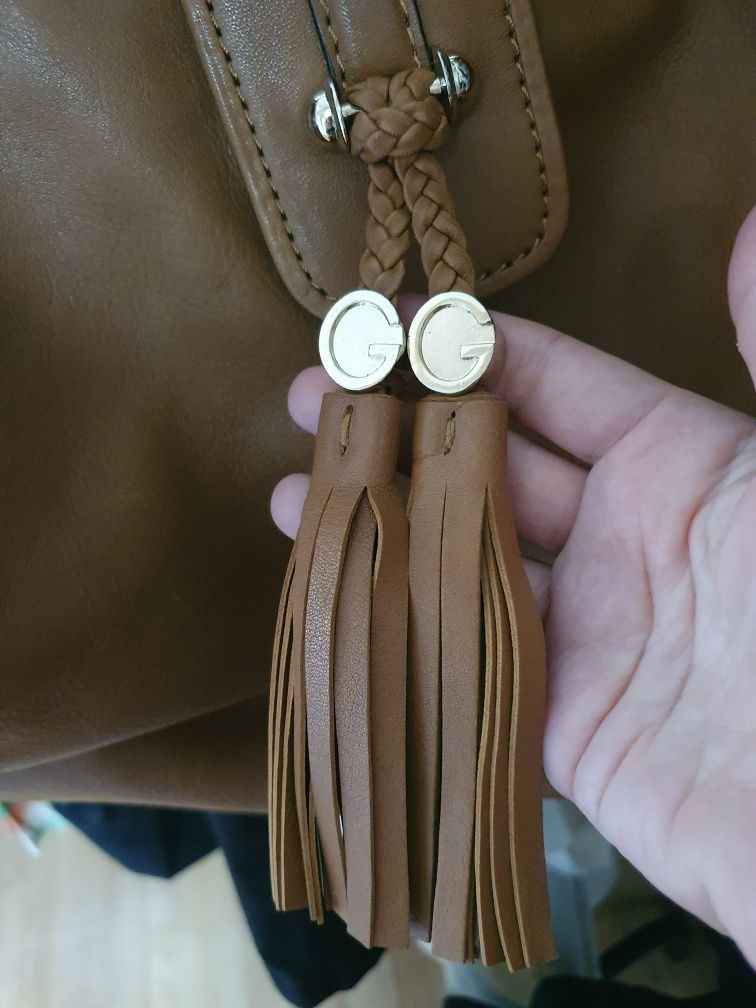 Gucci  чанта .Отлично състояние.