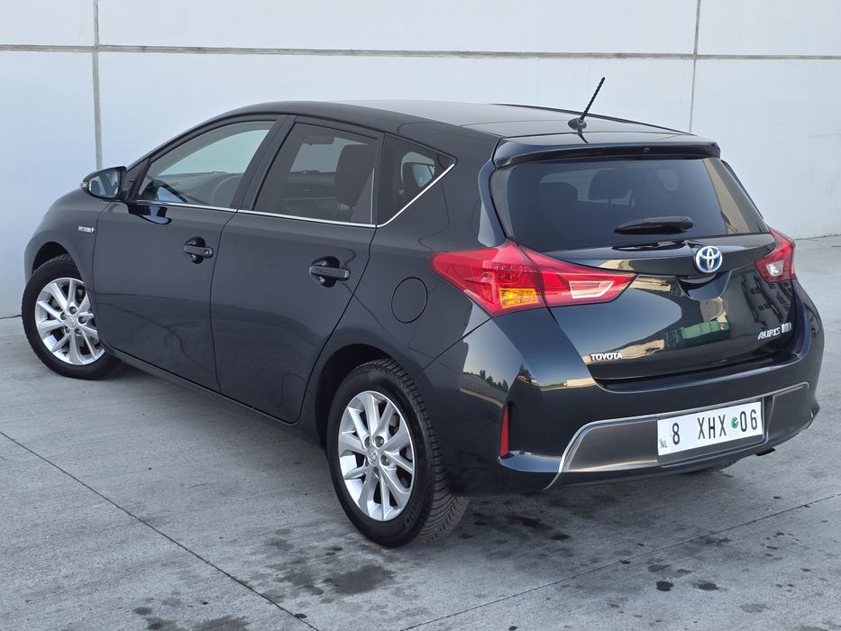 Toyota Auris Hybrid 2015 xenon navi Trapa clima Camera Import Olanda