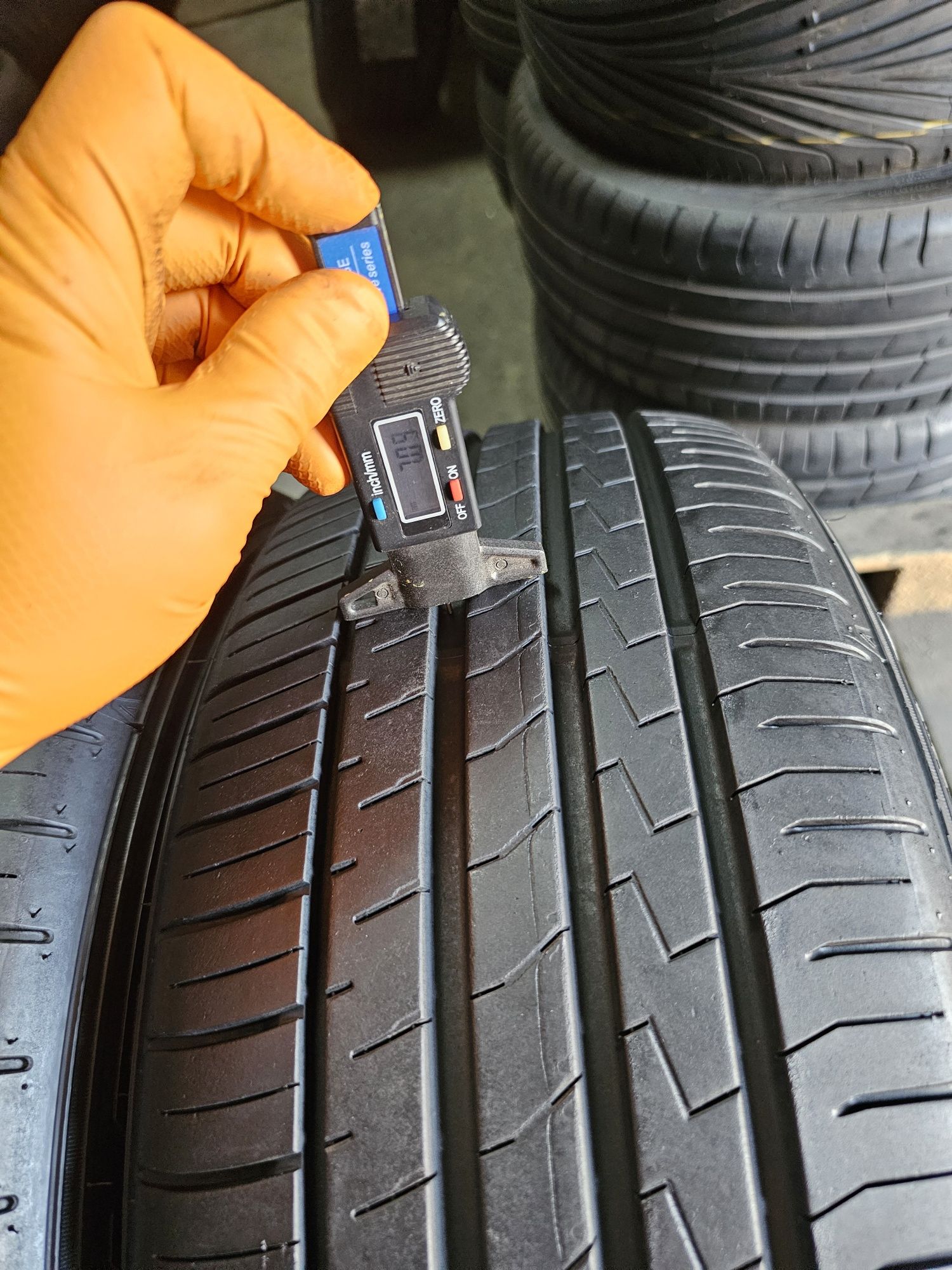2 anvelope vara 205 55 16 Falken 7mm  2019