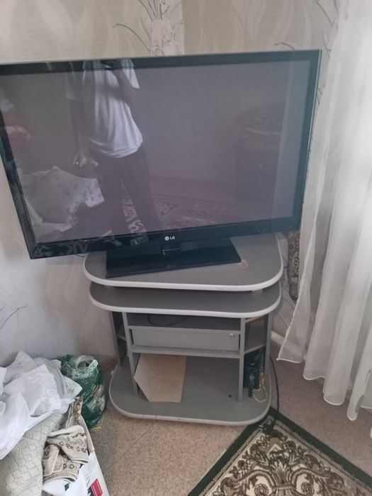 Телевизор LG 120 000