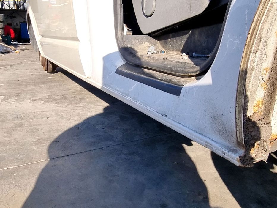 Prag lateral dreapta Volkswagen Transporter 5 (7HB, 7HJ) [Fabr 2004-20
