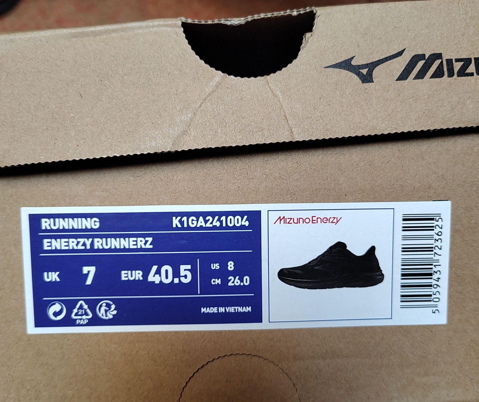 Mizuno Enerzy Runnerz black маратонки