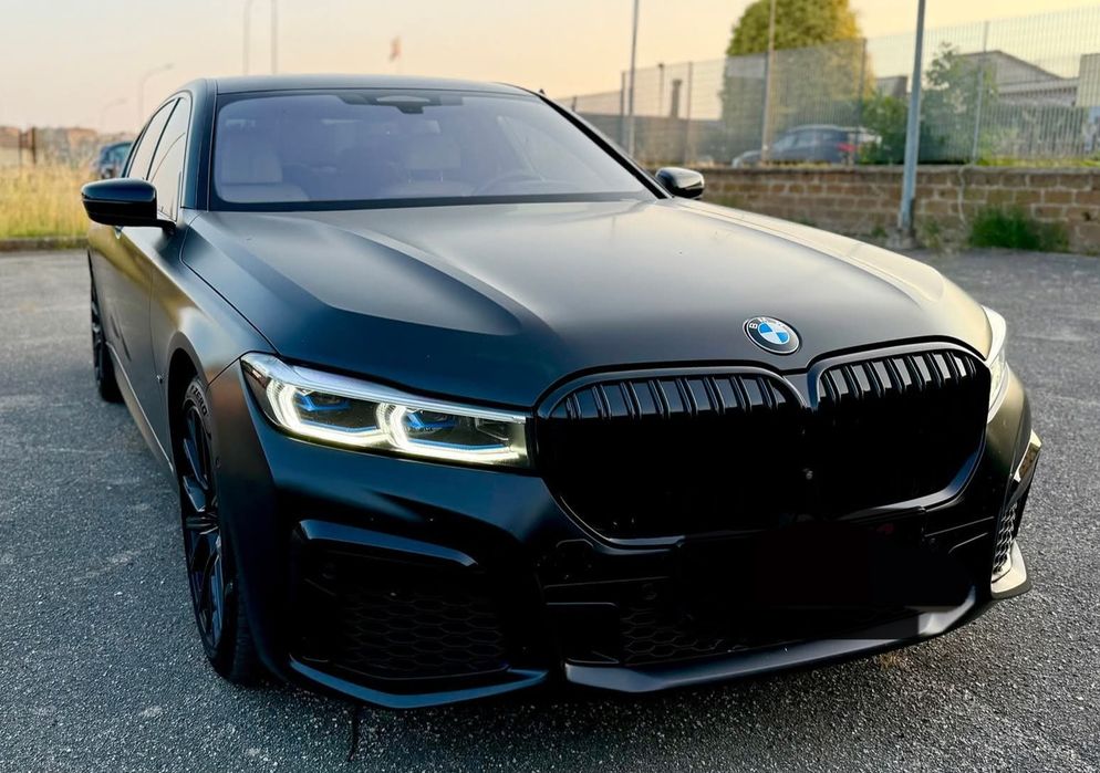 BMW seria 7 750Li xDrive