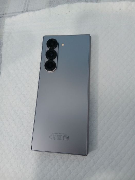 Samsung qalaxy z fold 6