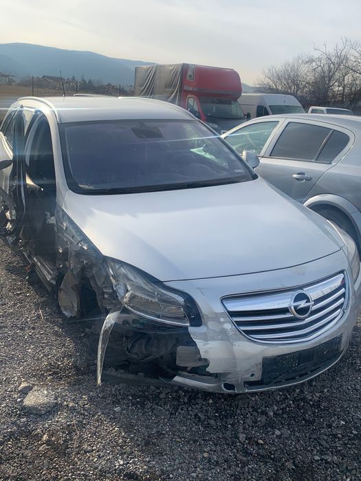 Opel Insignia 2.0cdti 2010г автоматик