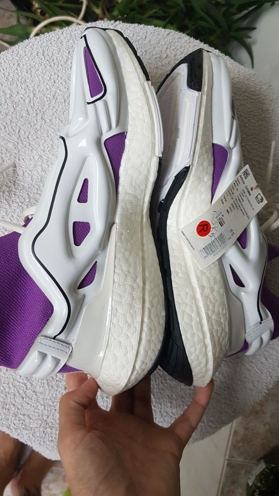 Дамски маратонки Adidas Stella McCartney UltraBoost 22 38