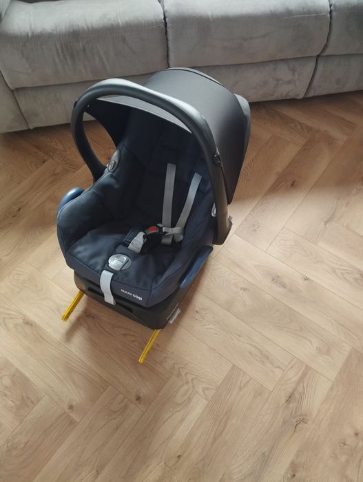 Scoica auto cu baza isofix