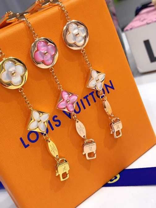 Louis Vuitton brățară 240402