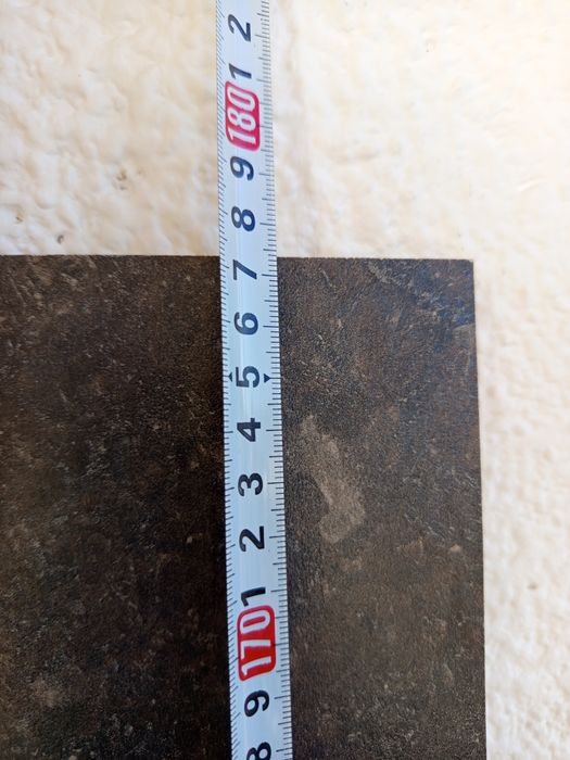 Гръб за кухня чисто нов