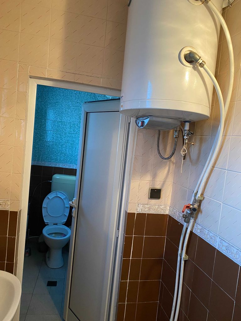 Продава се Къща в Монтана, Мала Кутловица - 232 кв.м за 748 €/кв.м - Снимка #11