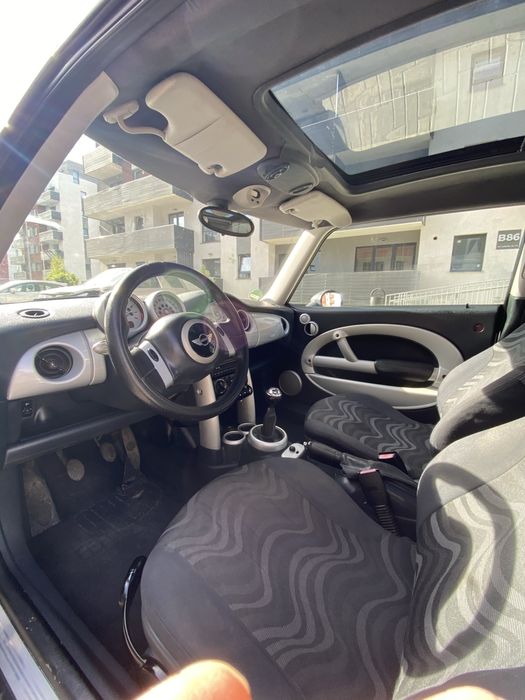 Vand/schimb Mini cooper 1.6 benzina 116 cp