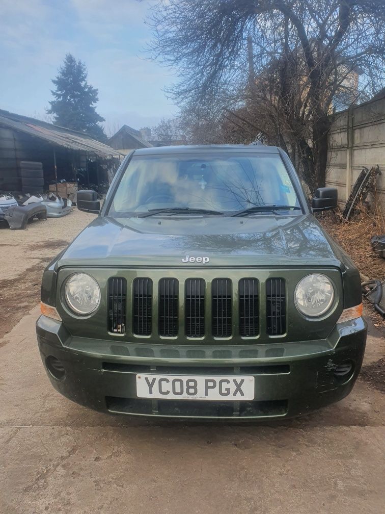 Dezmembrez Jeep Patriot 2.0 CRD 4×4