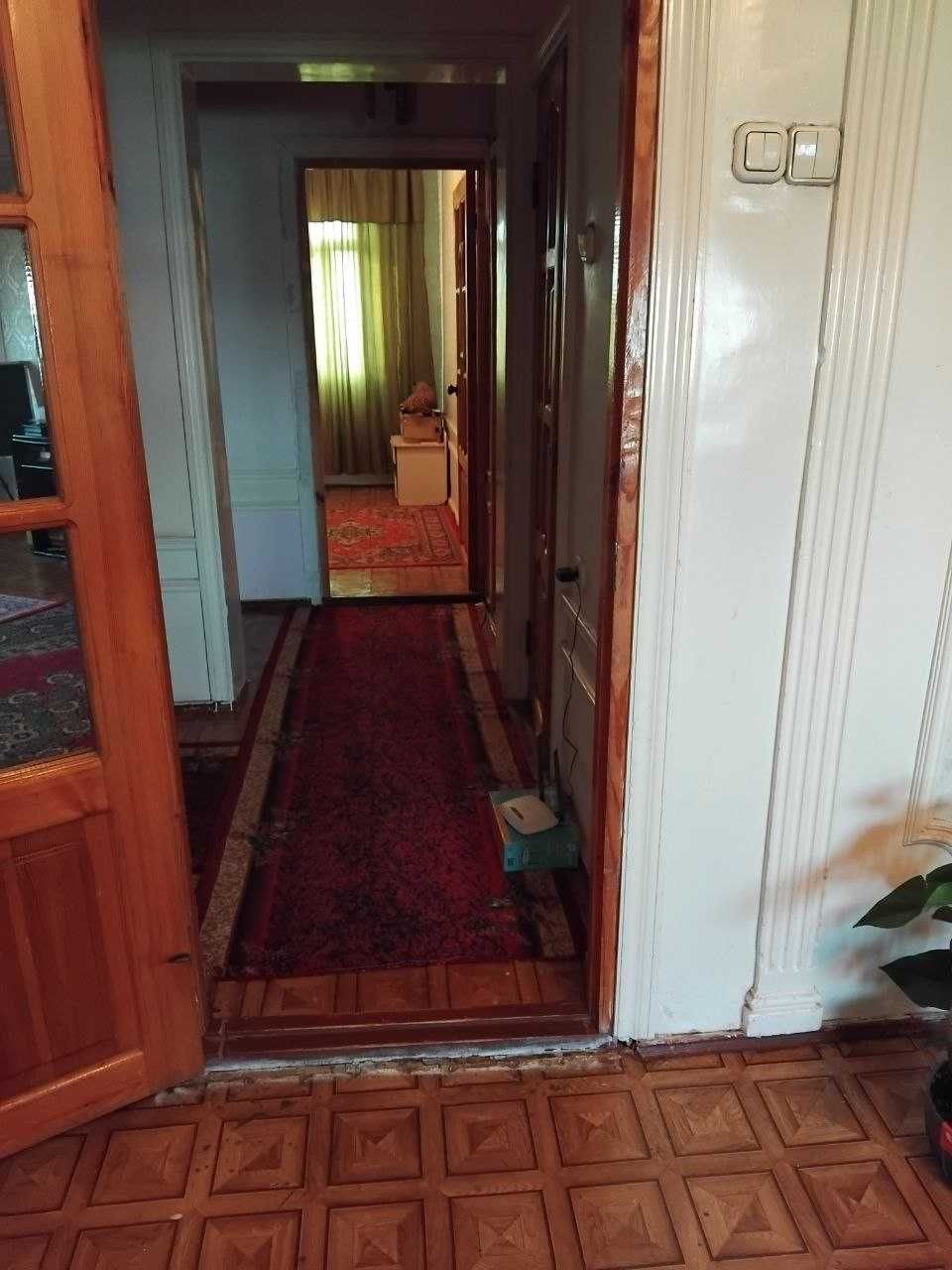 Продам квартиру 3/8/9 Чорсу