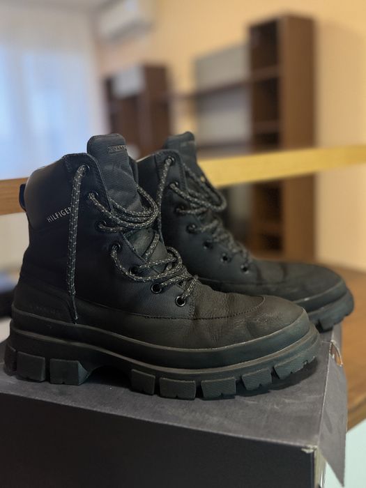 Tommy Hilfiger Водоустойчиви боти с технология Gore-tex, черни, 42