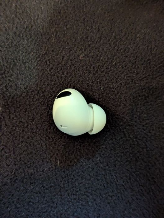 Правый наушник galaxy buds2 pro