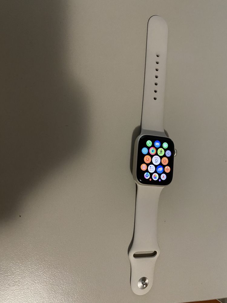 Apple Watch SE2 44mm