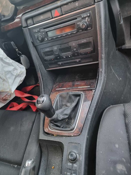 Audi A4 B6 1.9 TDI /18 джанти / На части