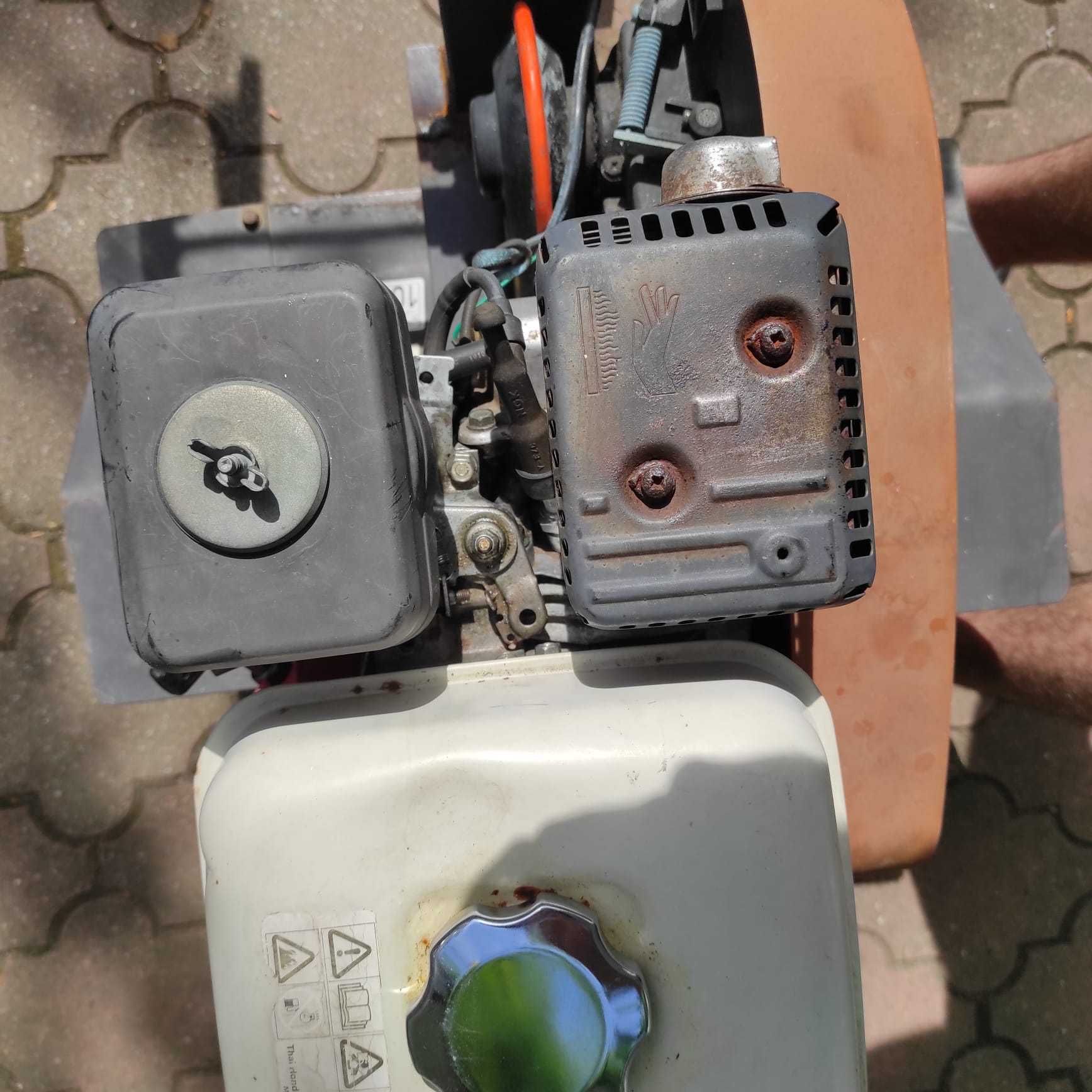 Motosapa husqvarna t85hx cu motor autentic Honda GX160