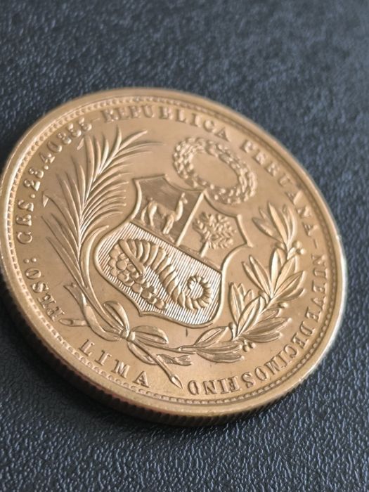 50 сола 1967 год,Перу , злато 23.41 гр, проба 900/1000