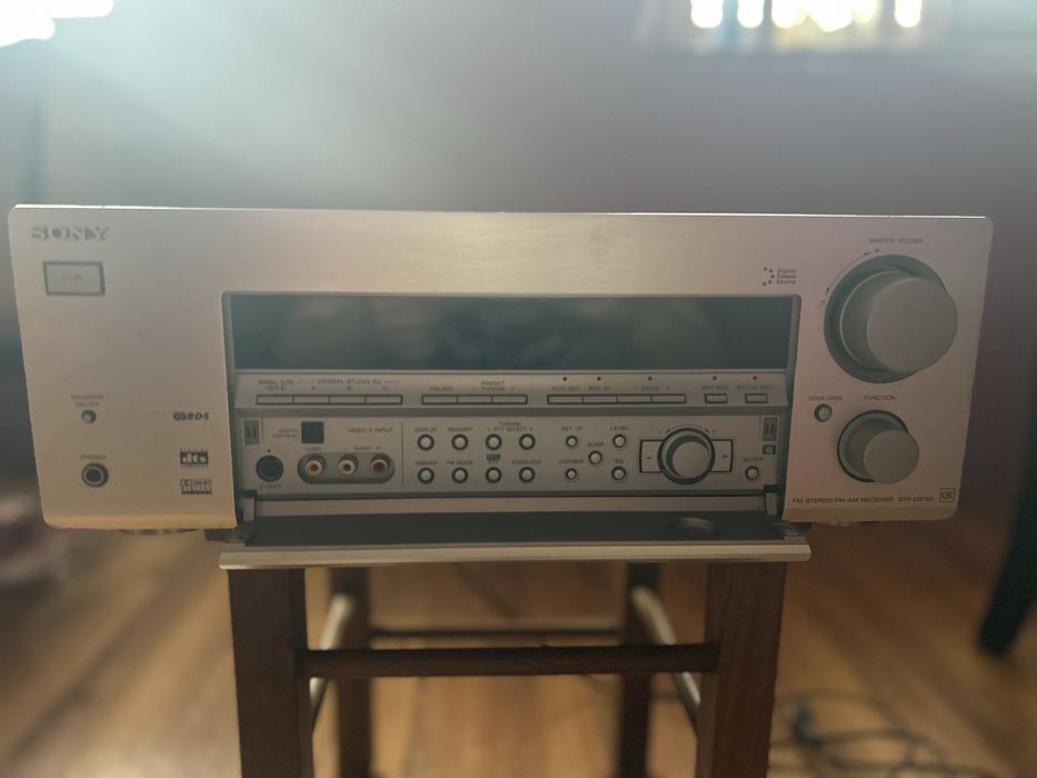 Усилвател Sony неразличим от нов!