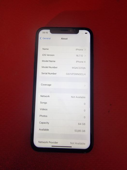 Iphone X baterie 83%