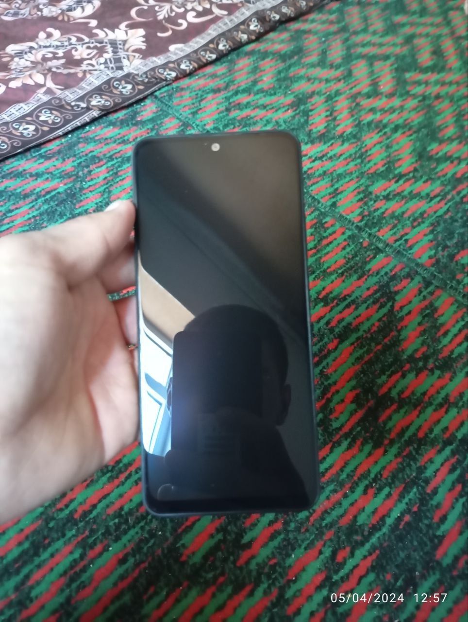 Redmi Note 12  bir qoʻlda ishlatilgan dakiment karopka xammasi bor