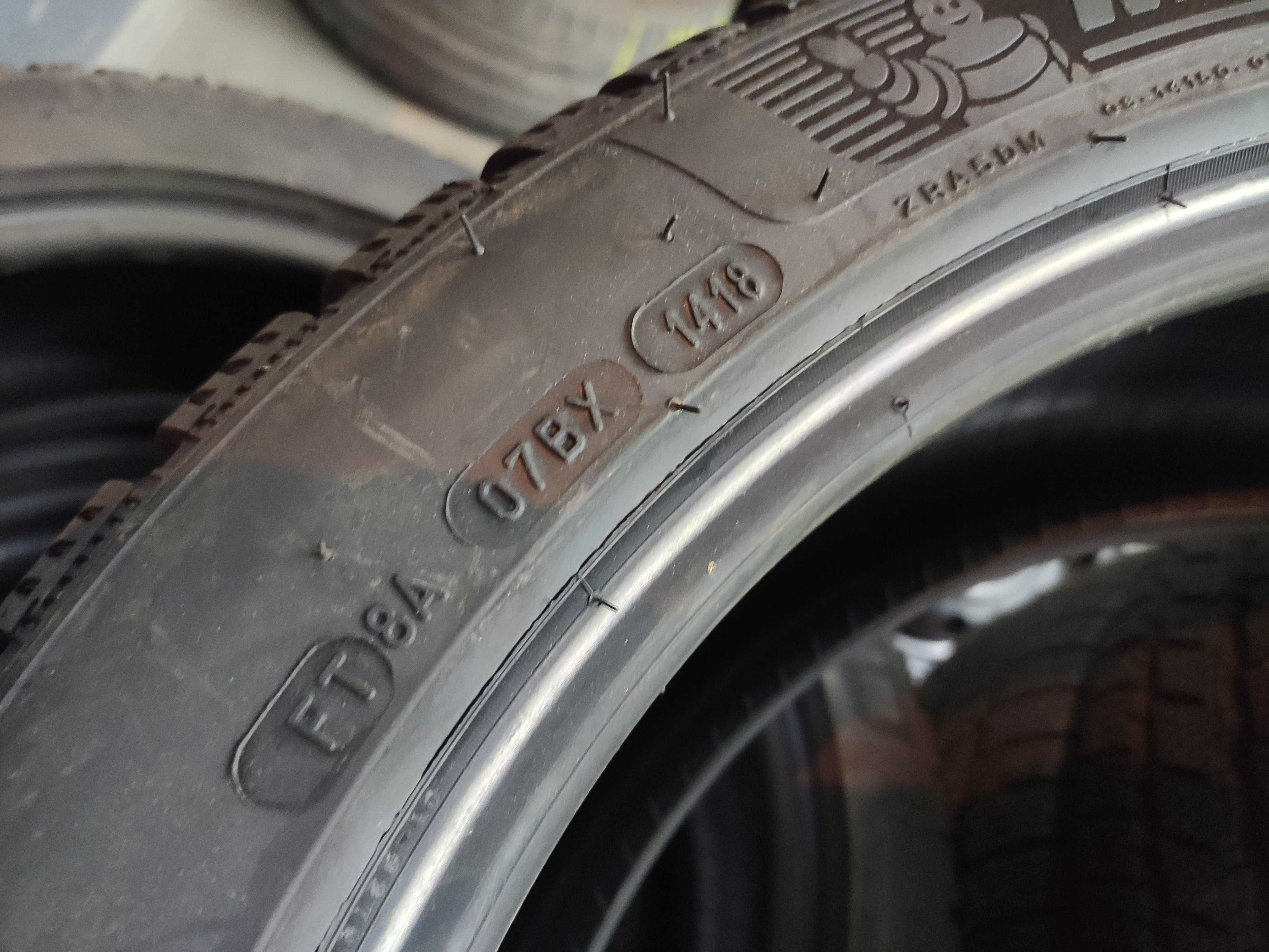 2бр Нови зимни гуми 225 45 17 - Michelin