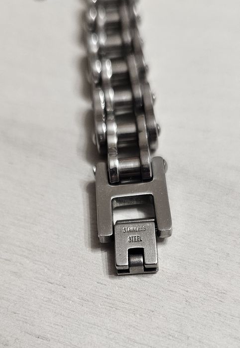 Мъжка стоманена гривна