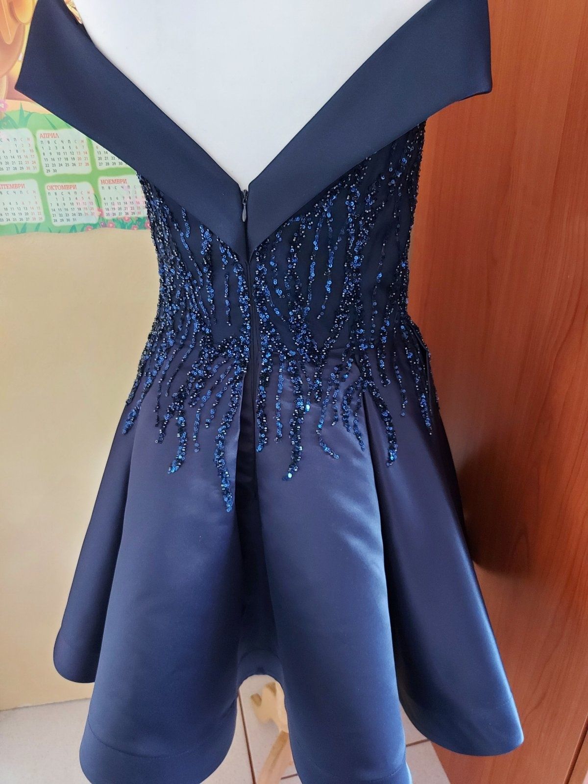 Чисто нова: Официална рокля Абитуриентска
