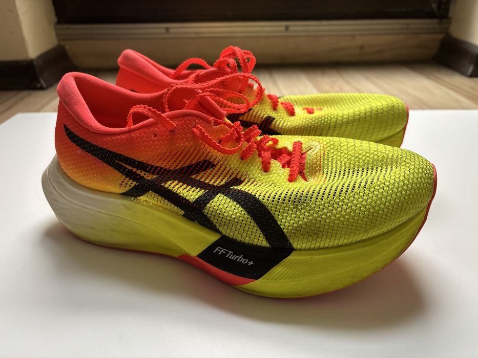 маратонки Asics metaspeed sky