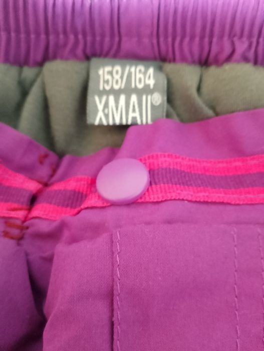 Pantaloni de schi
