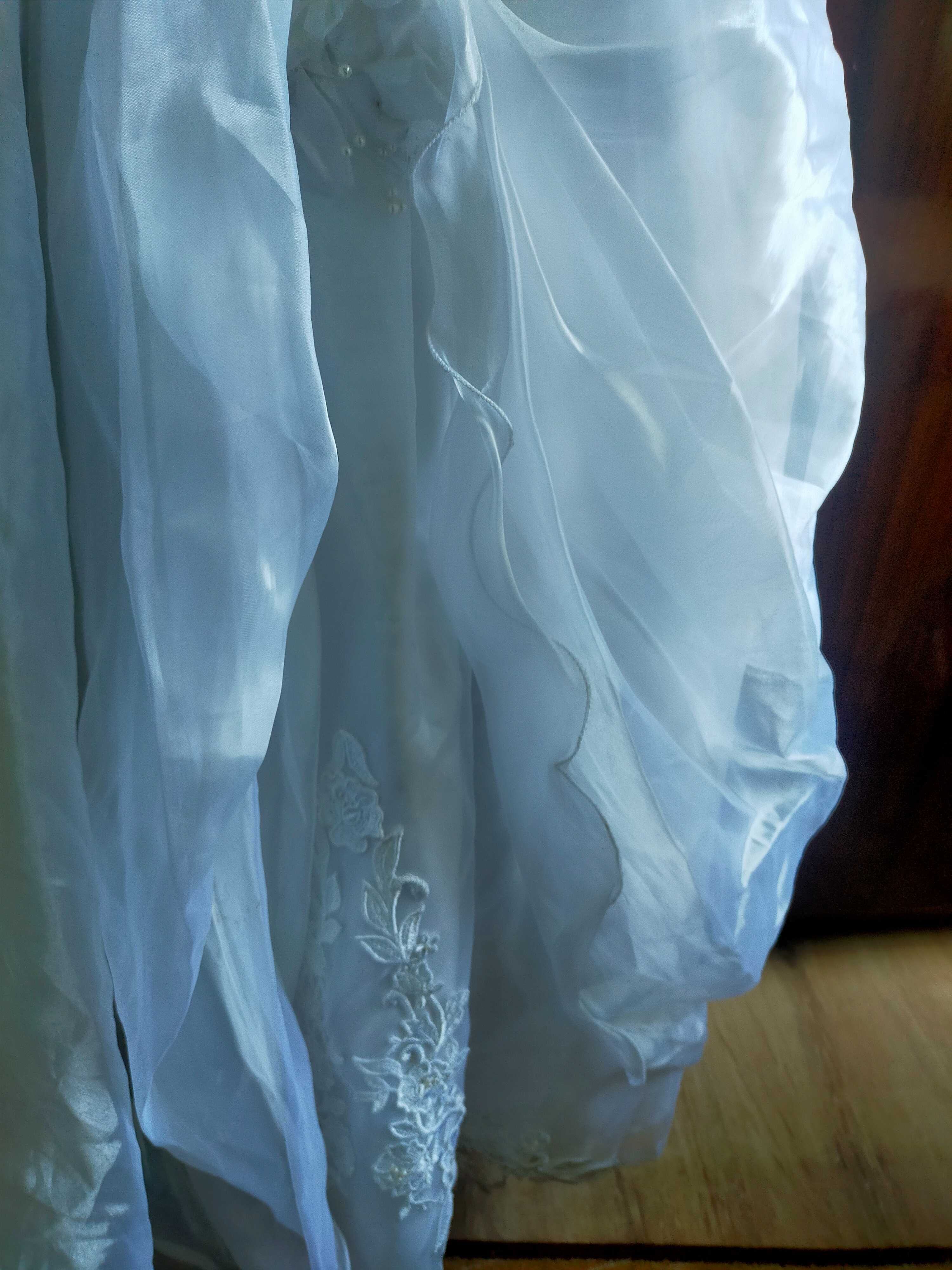 Булчинска рокля по поръчка SX размер ръчно шита бродерия