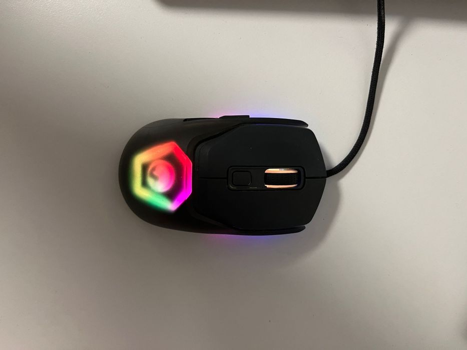 Vând laptop gaming msi