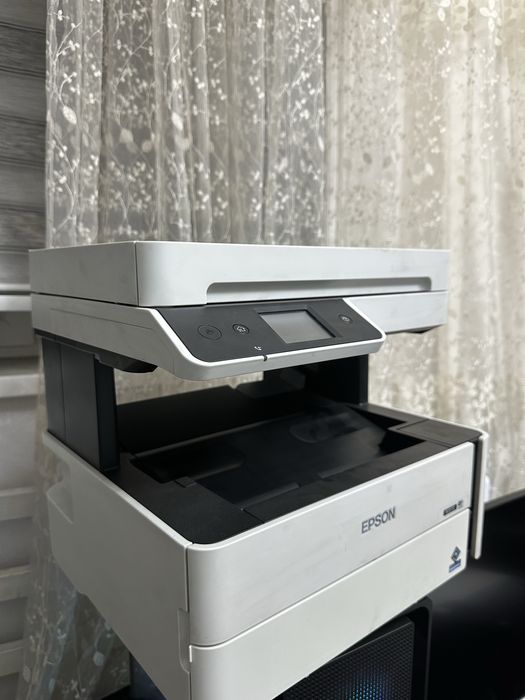 Epson M3170 4 v 1 kam ishlatilgan holati ideal aybi yoq