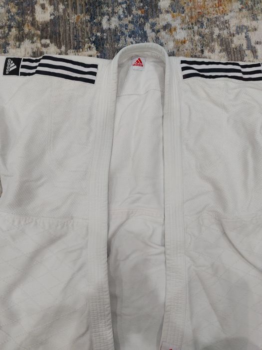 Кимоно в хорошем состояний