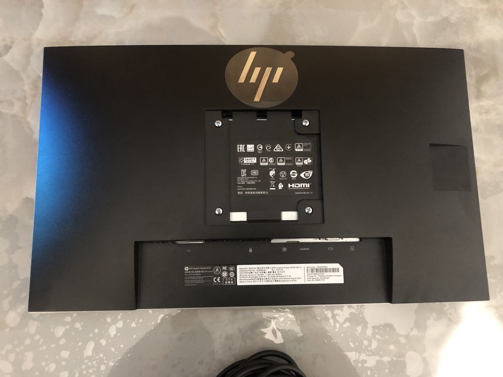 Монитор HP EliteDisplay E233 б/у