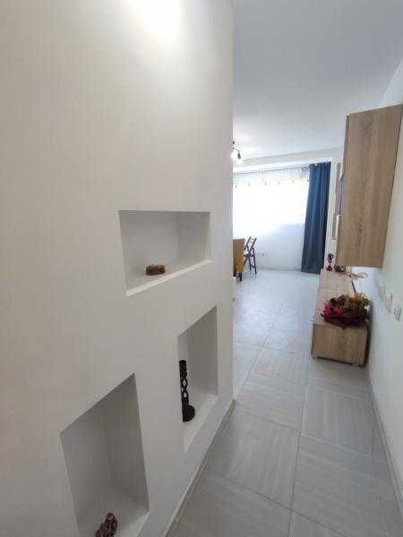 Дава се под наем Двустаен апартамент в Бургас, Лазур - 60 кв.м за 484.5 € - Снимка #6