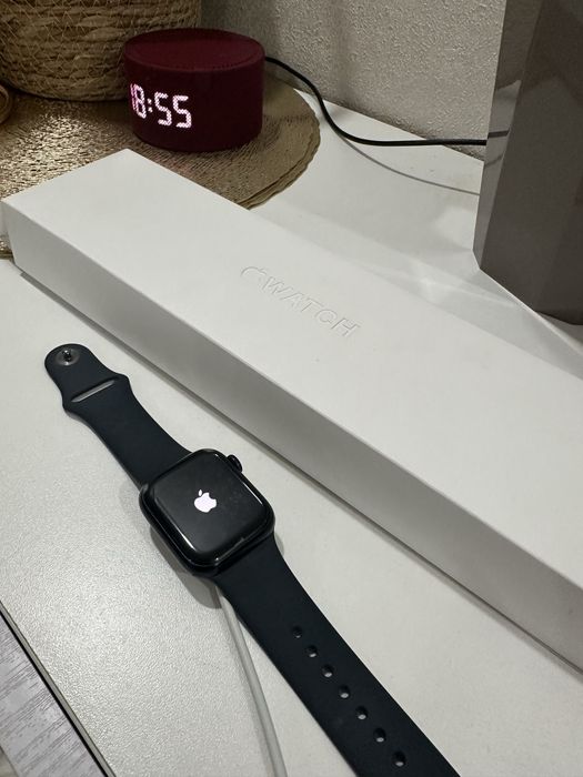 Часы Apple Watch 7 41m