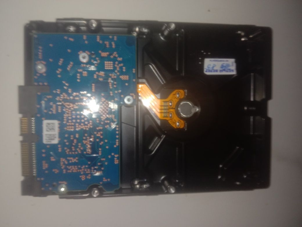 Жоский диск Toshiba 1TB