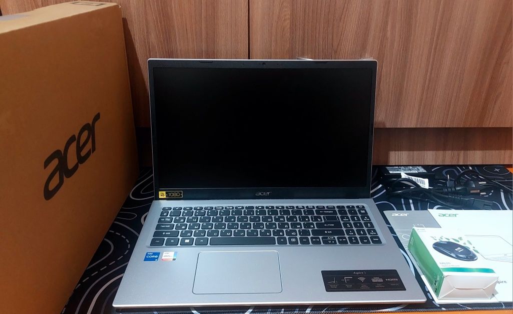 Acer Aspire 3 cor I 5 IRIS R Xe 11 ген!
