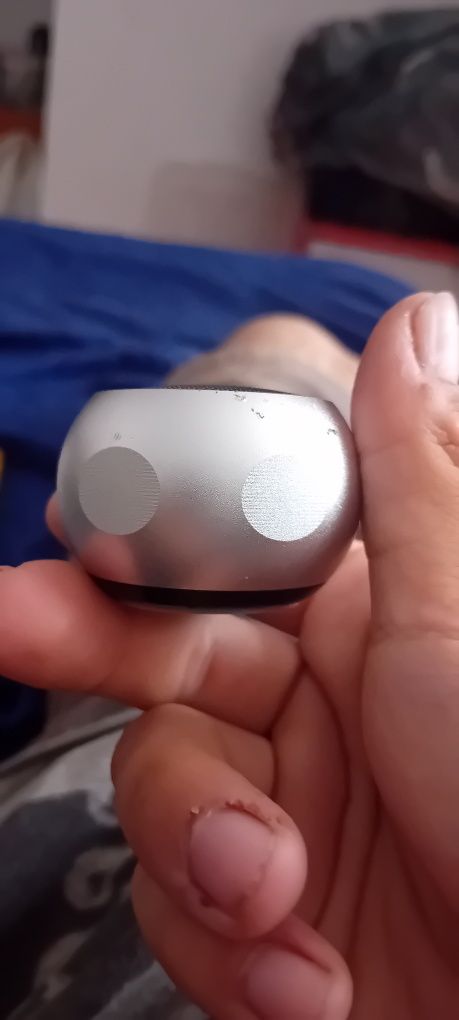 Vând boxa mini portabila Andowl
