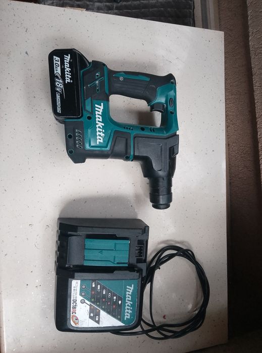 Vând Rotopercutor și  Flex