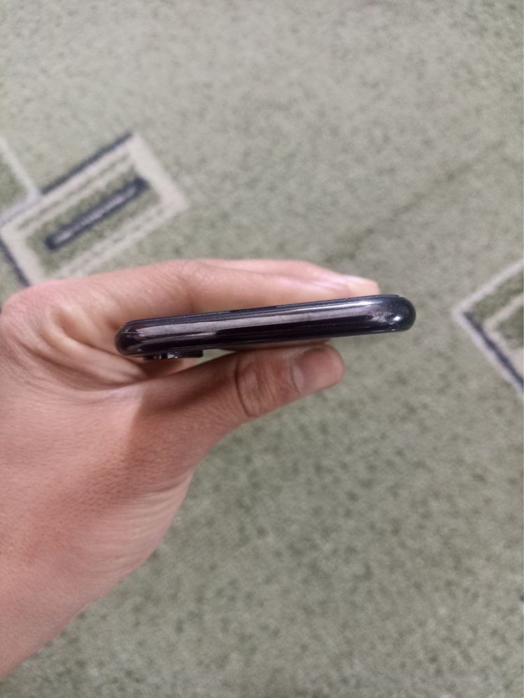 iphone x 64gb sotiladi