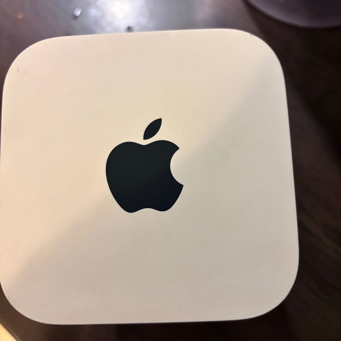Рутер  Apple AirPort Extreme A1521. USA