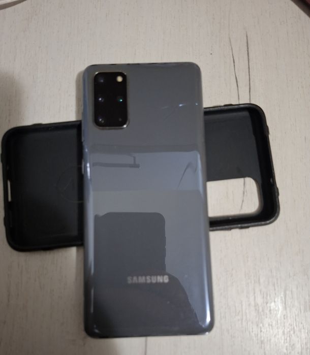 Samsung Galaxy s20 plus