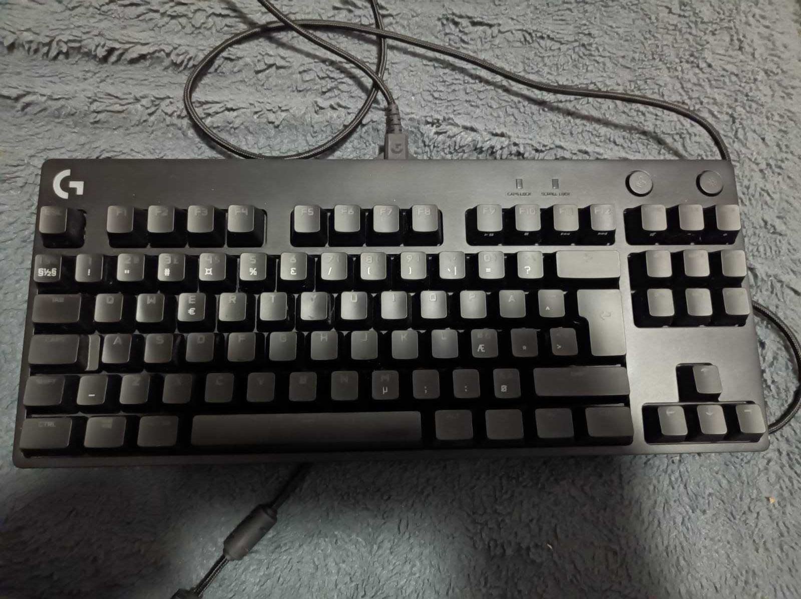 Tastatura gaming Logitech G 513 Roccat isku razer blackwindow