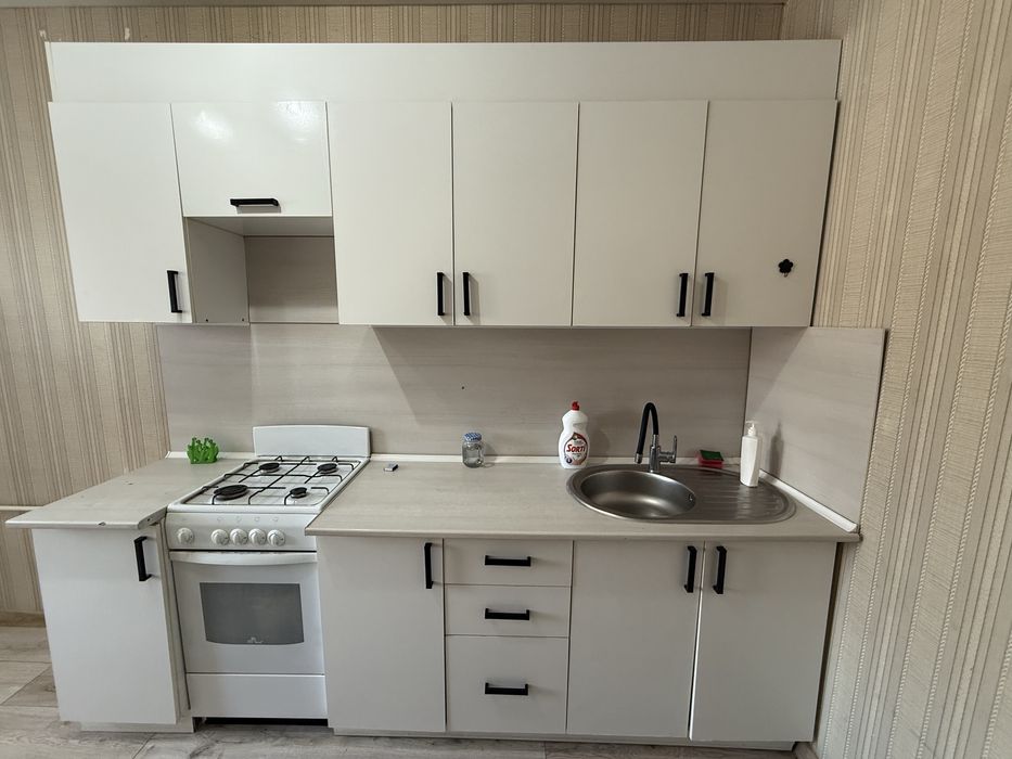 Продам кухонный гарнитур