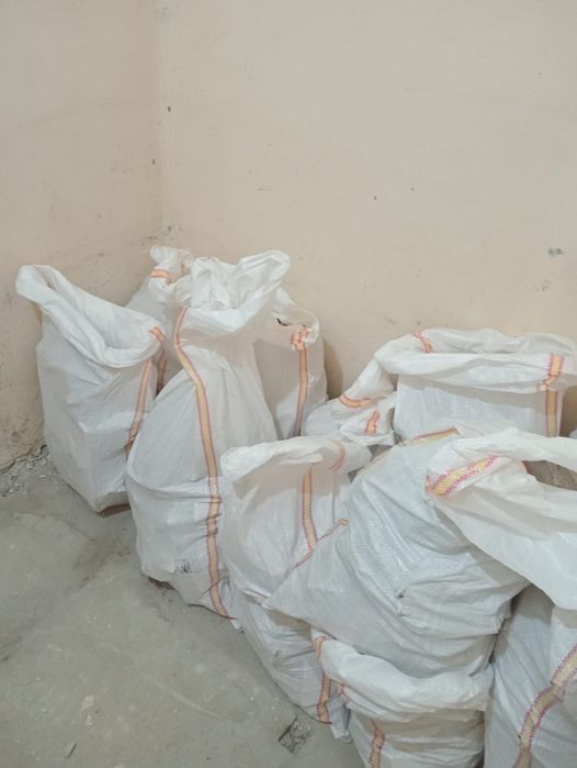 Transport Marfa Non-Stop, Debarasării,Mutare mobilă, Deșeuri,Moloz,etc